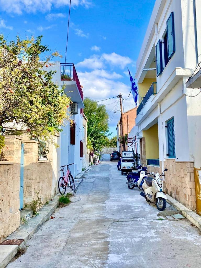 Appartement Vue Sur Mer Soul Family, Egine Aegina Dış mekan fotoğraf